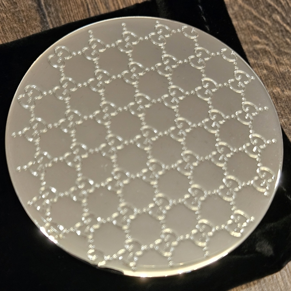 NIB Gucci Beauty Compact Mirror - Picture 3 of 7